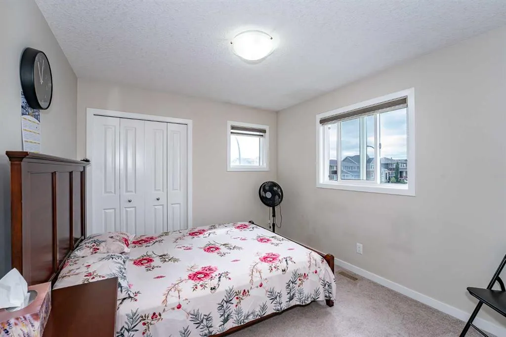 74 Carringvue Drive NW