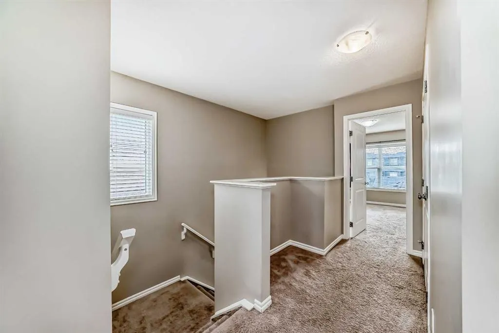 532 Evanston Link NW