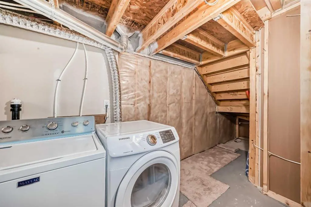 532 Evanston Link NW