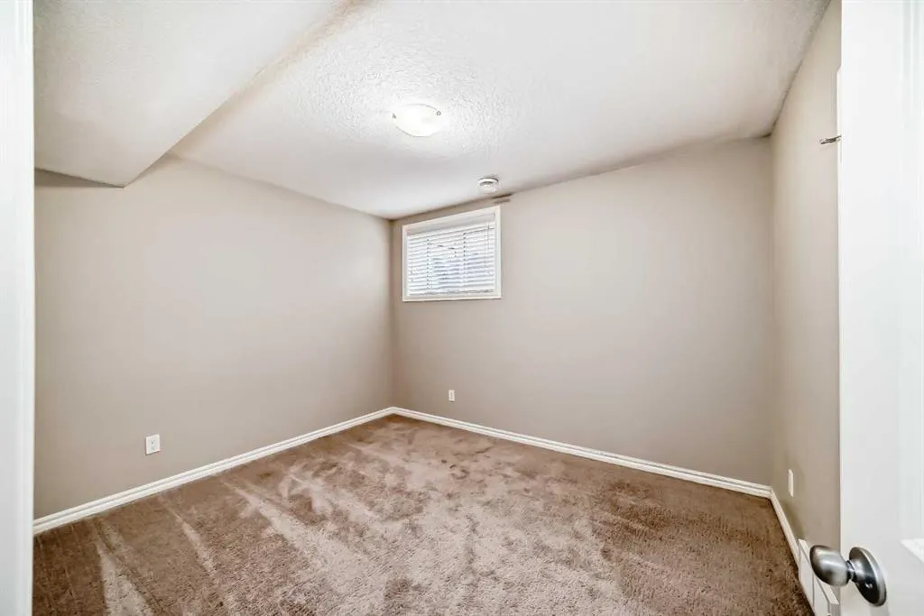 532 Evanston Link NW
