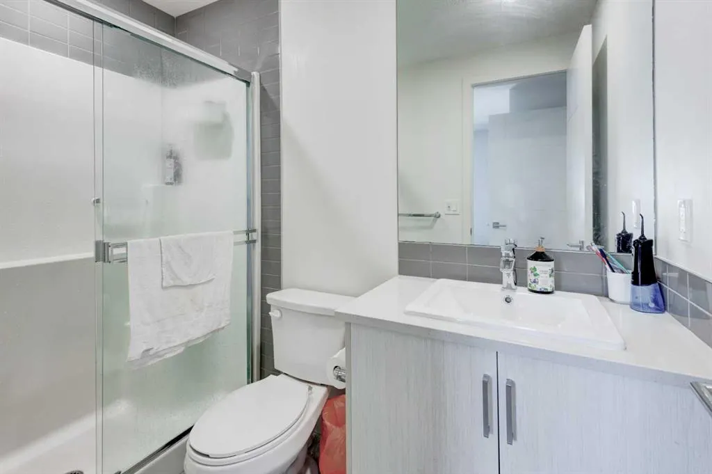 100 Walgrove Court SE, #3207