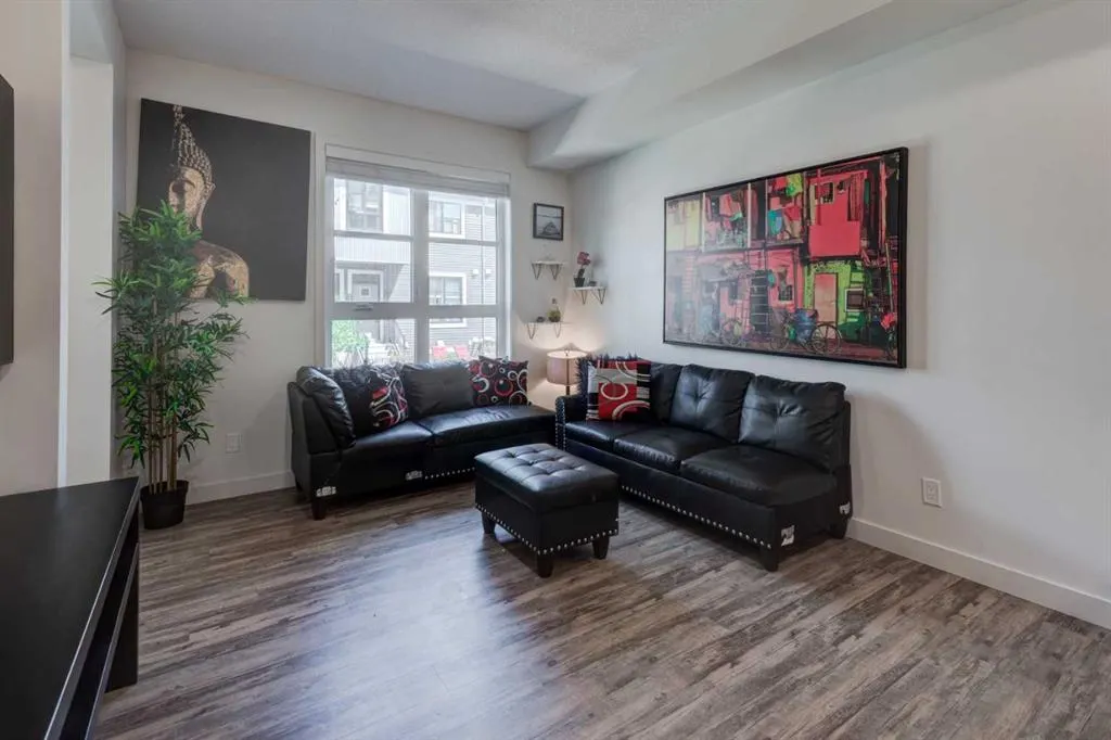 100 Walgrove Court SE, #3207