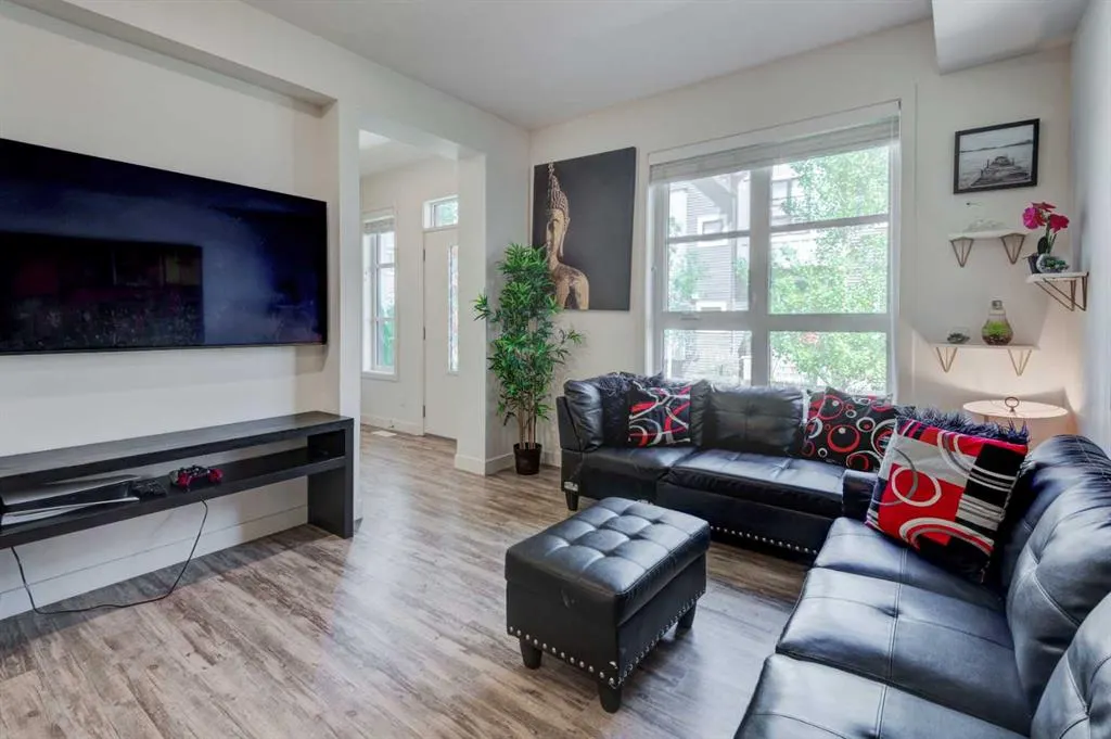 100 Walgrove Court SE, #3207