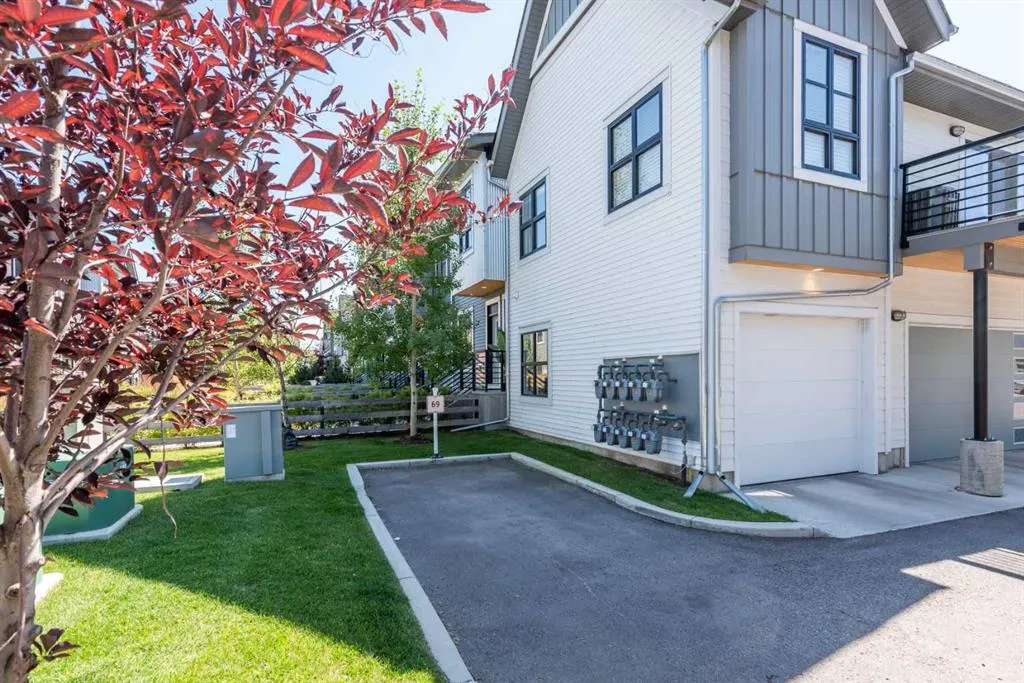 100 Walgrove Court SE, #3207