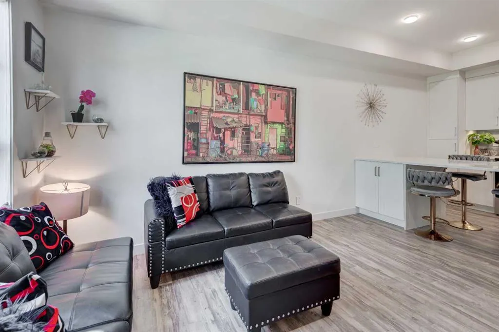 100 Walgrove Court SE, #3207