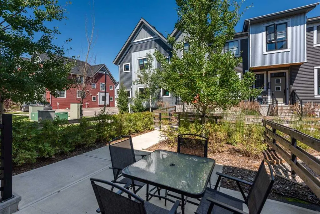 100 Walgrove Court SE, #3207