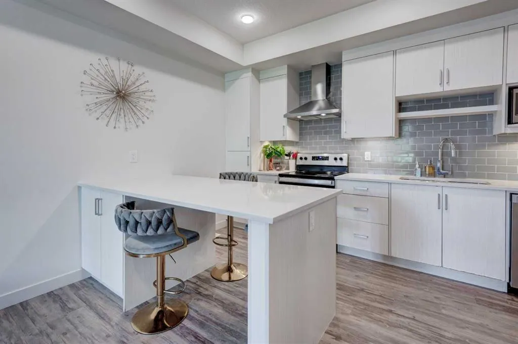 100 Walgrove Court SE, #3207