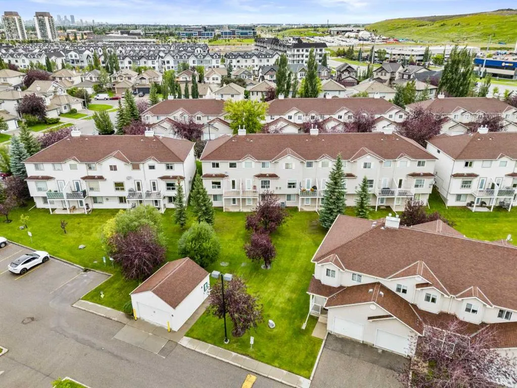 128 Douglas Glen Park SE