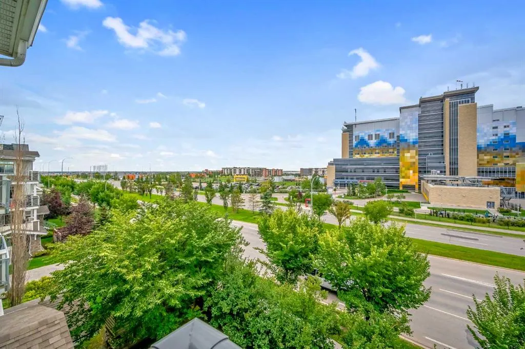 16 Auburn Bay Link, #405