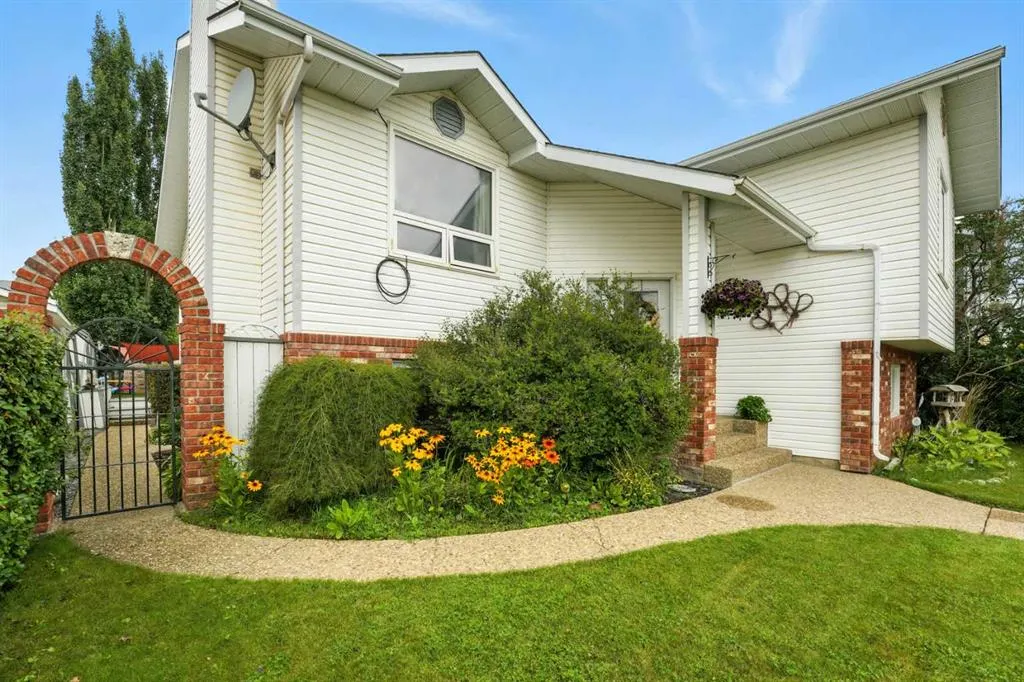 7 Kemp Avenue