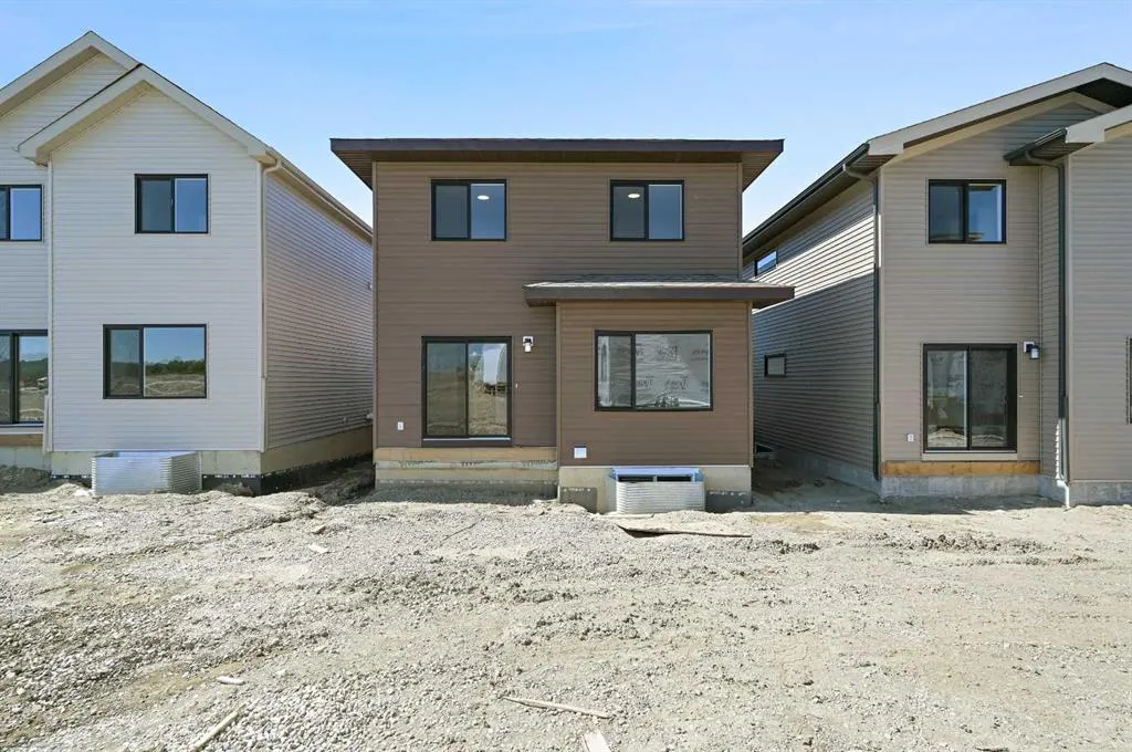 11 Heritage Link