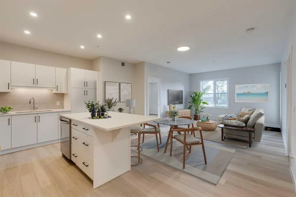 81 Arbour Lake View NW, #1112