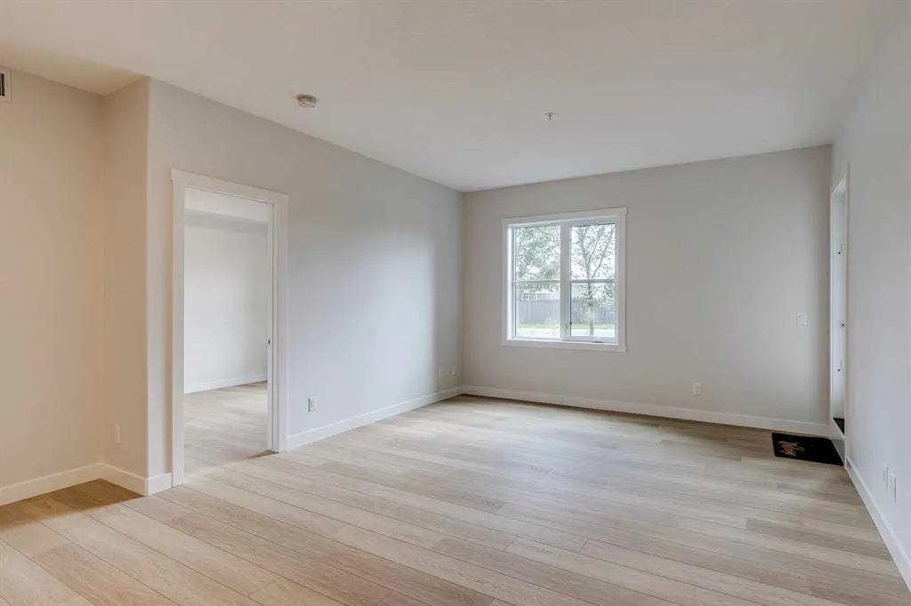 81 Arbour Lake View NW, #1112