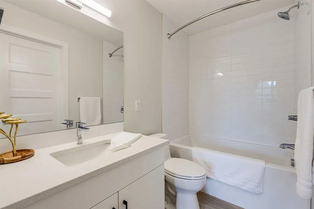 81 Arbour Lake View NW, #1112
