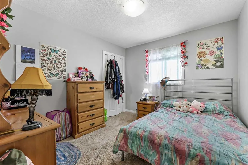 354 Kingsbury View SE