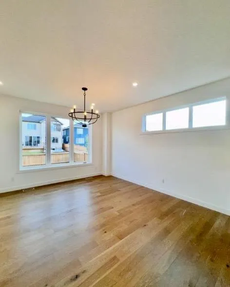 37 North Bridges Bay SW
