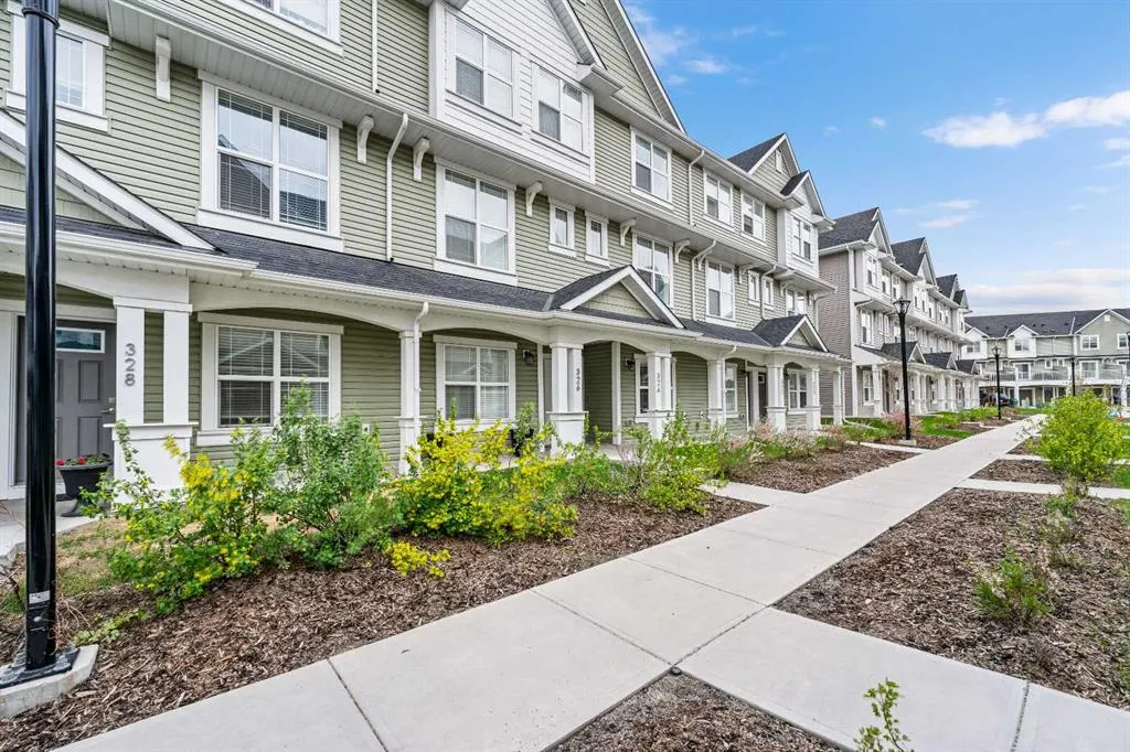 324 Copperstone Manor SE
