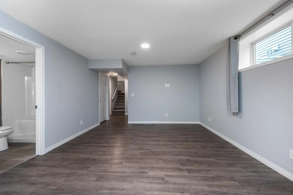 12 Skyview Ranch Lane NE