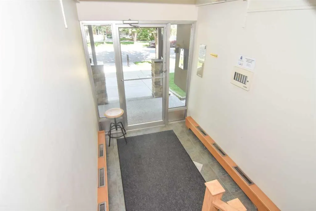 343 4 Avenue NE, #103