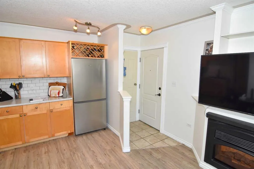 343 4 Avenue NE, #103