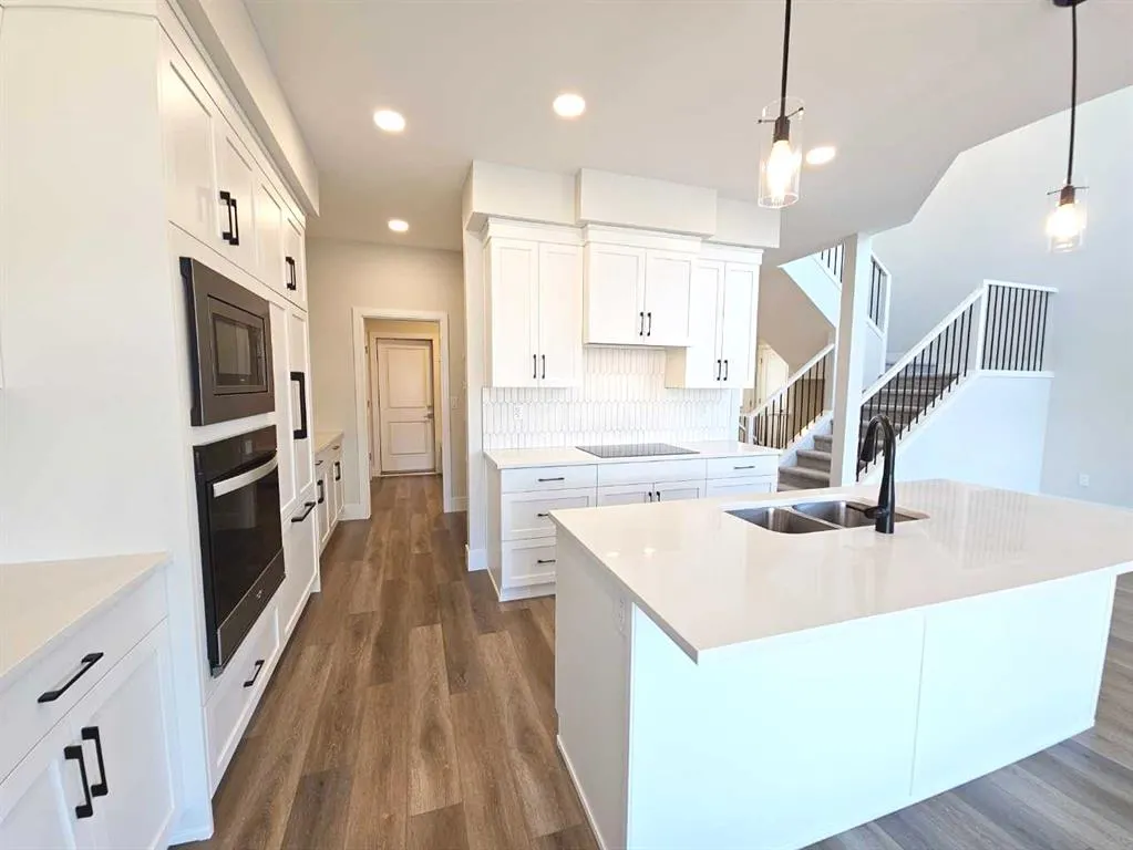 119 Goldenrod Road W