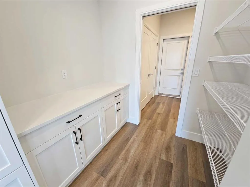 119 Goldenrod Road W