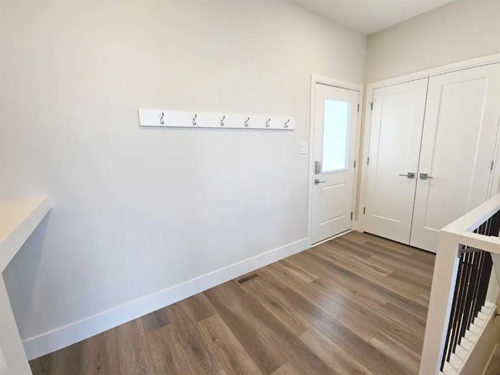 119 Goldenrod Road W