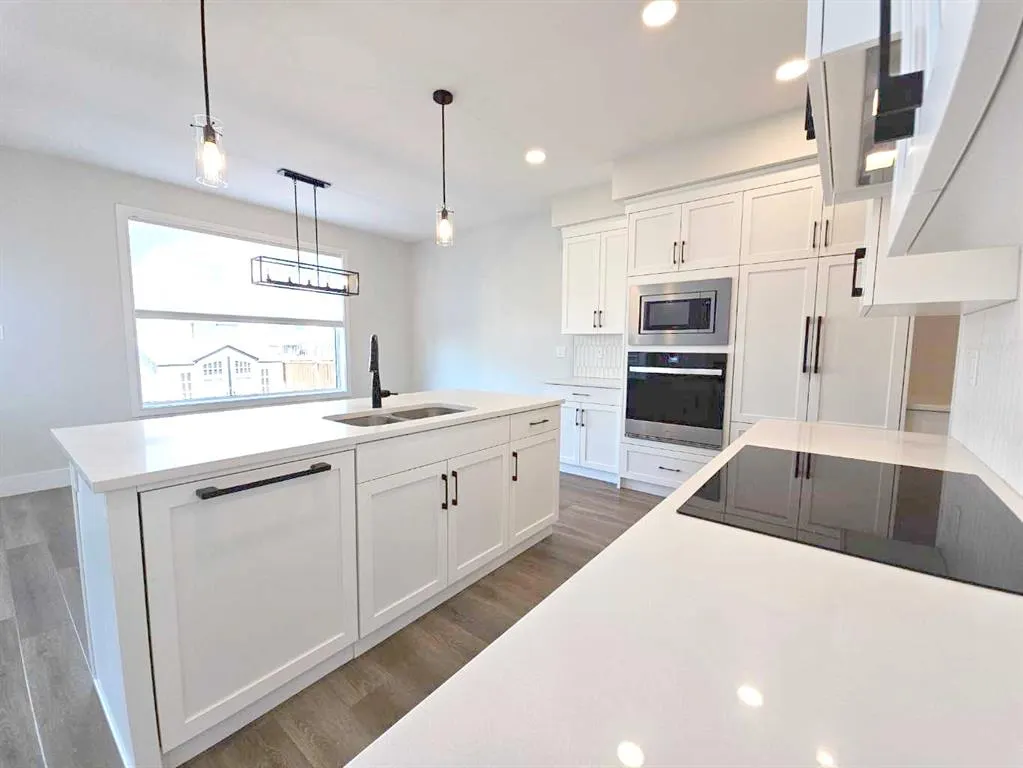 119 Goldenrod Road W