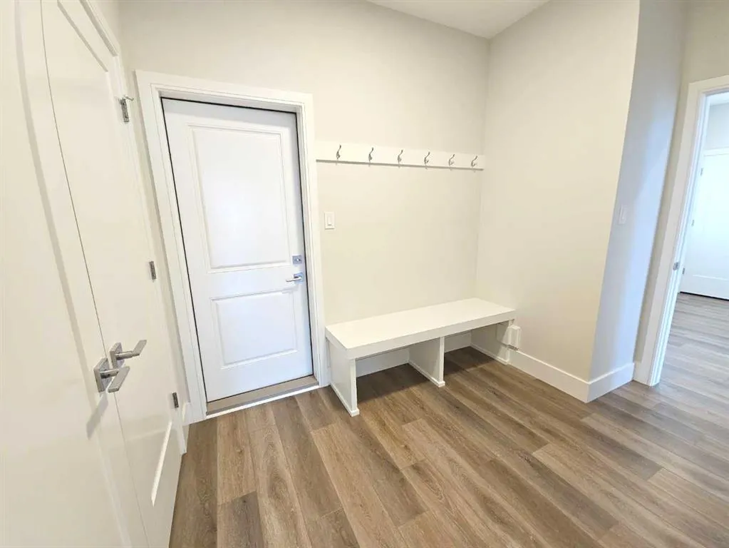 119 Goldenrod Road W