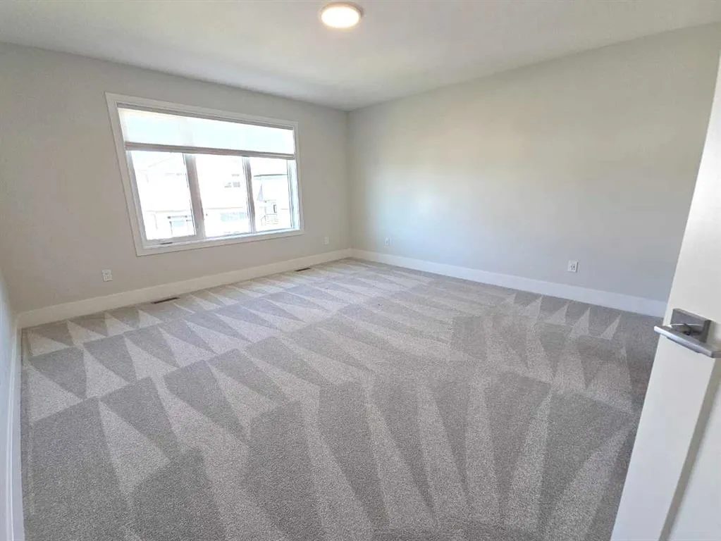 119 Goldenrod Road W