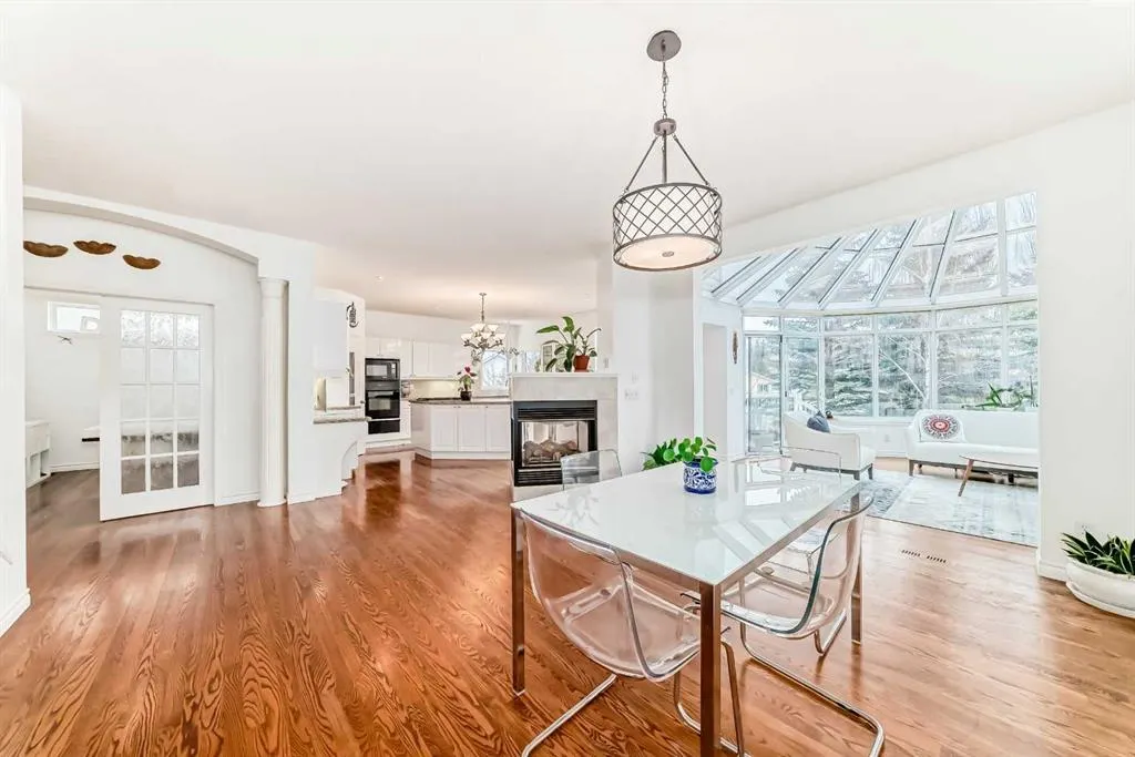 323 Sierra Madre Court SW