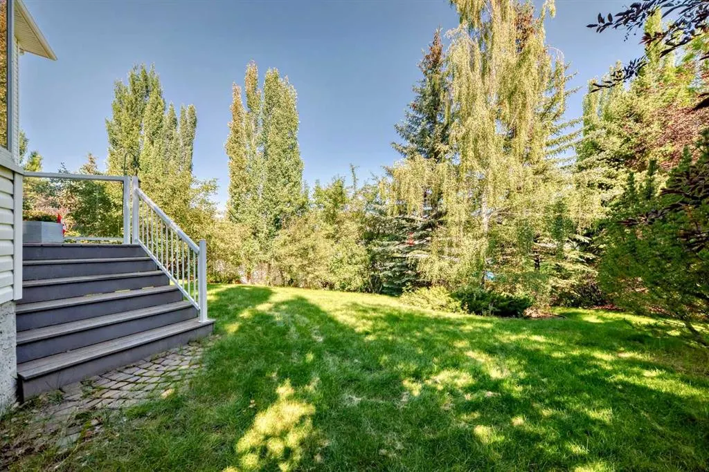323 Sierra Madre Court SW