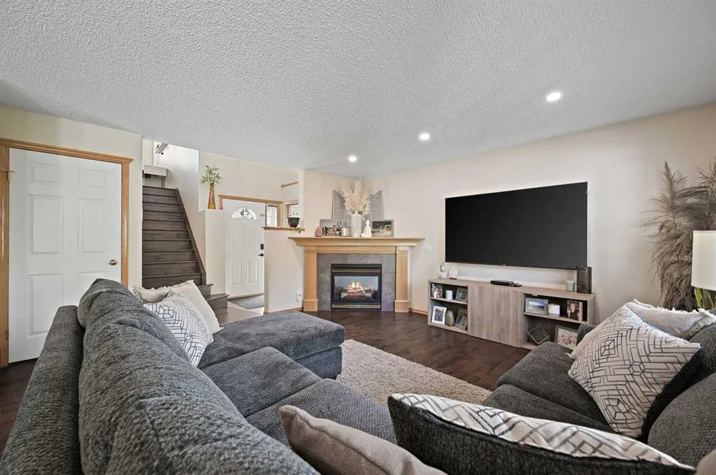 169 Hidden Valley Grove NW