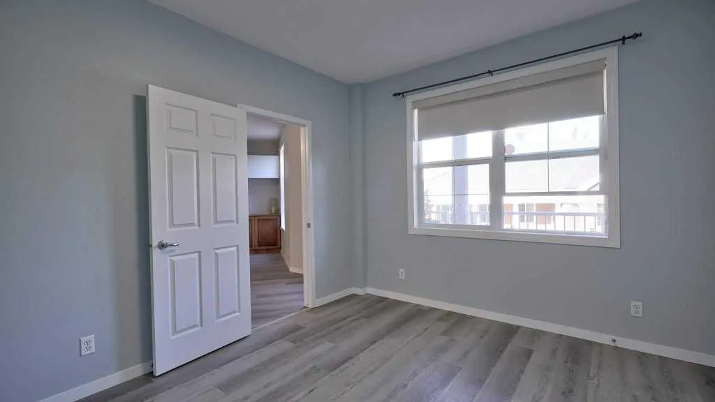 3000 Marda Link SW, #250