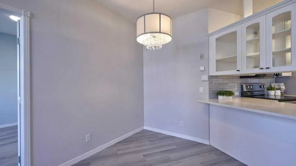 3000 Marda Link SW, #250