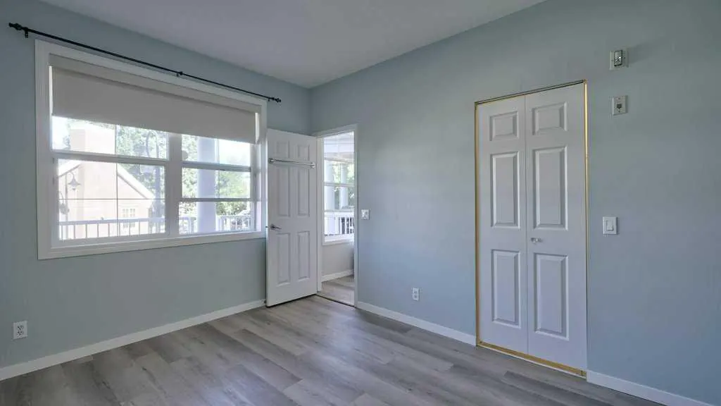 3000 Marda Link SW, #250