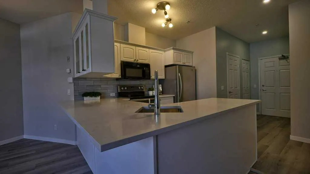 3000 Marda Link SW, #250