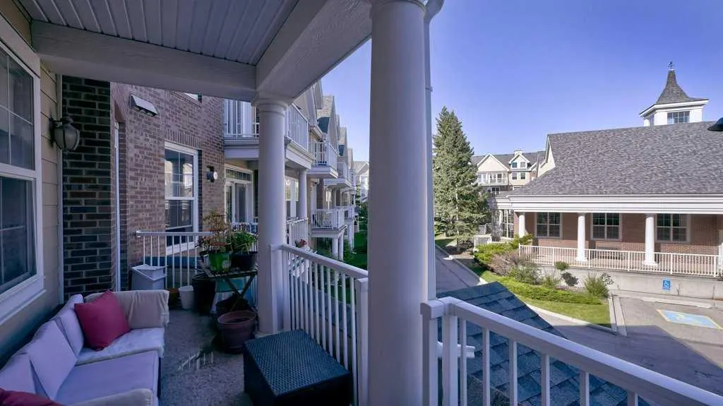 3000 Marda Link SW, #250