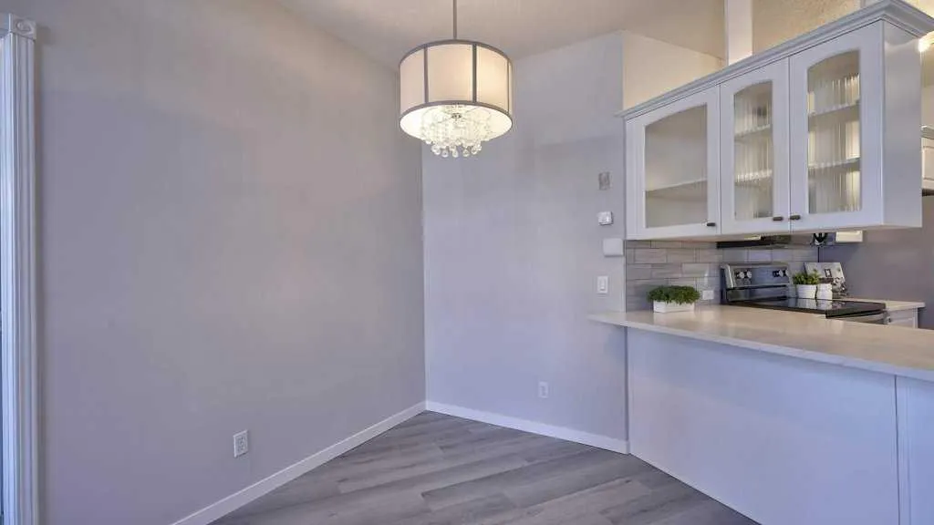3000 Marda Link SW, #250