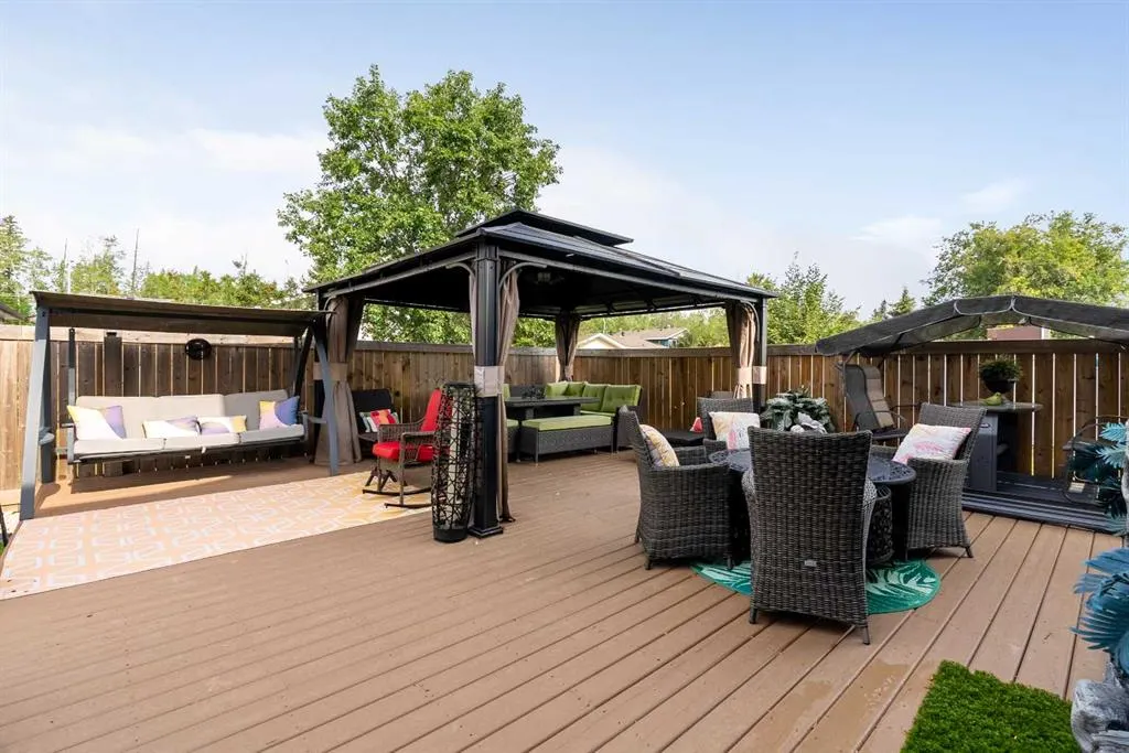 125 Whiteoak Garden