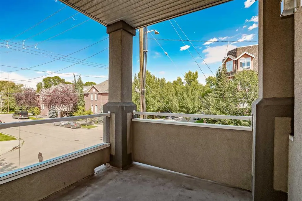 2416 Erlton Street SW, #205