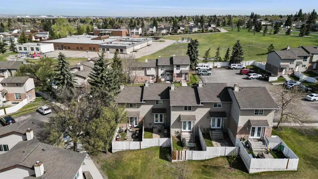 64 Whitnel Court NE, #34