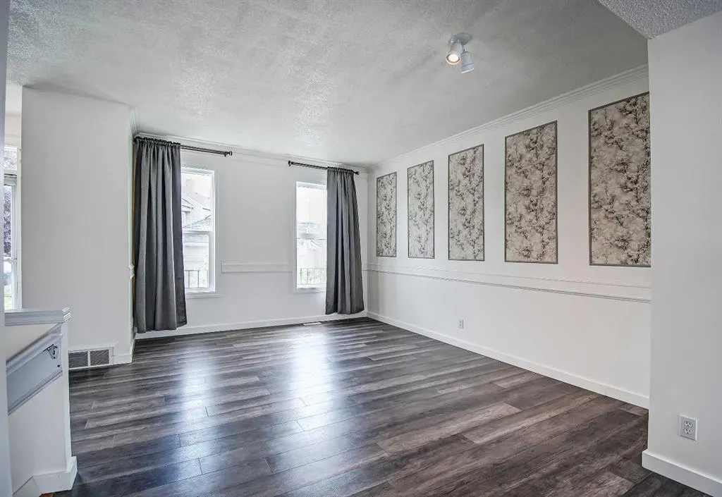 22 Prestwick Gardens SE