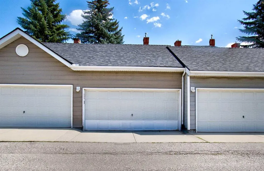 22 Prestwick Gardens SE