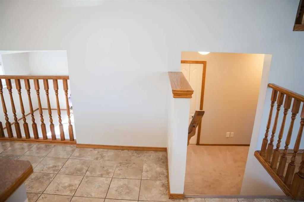 445 Rocky Ridge Bay NW