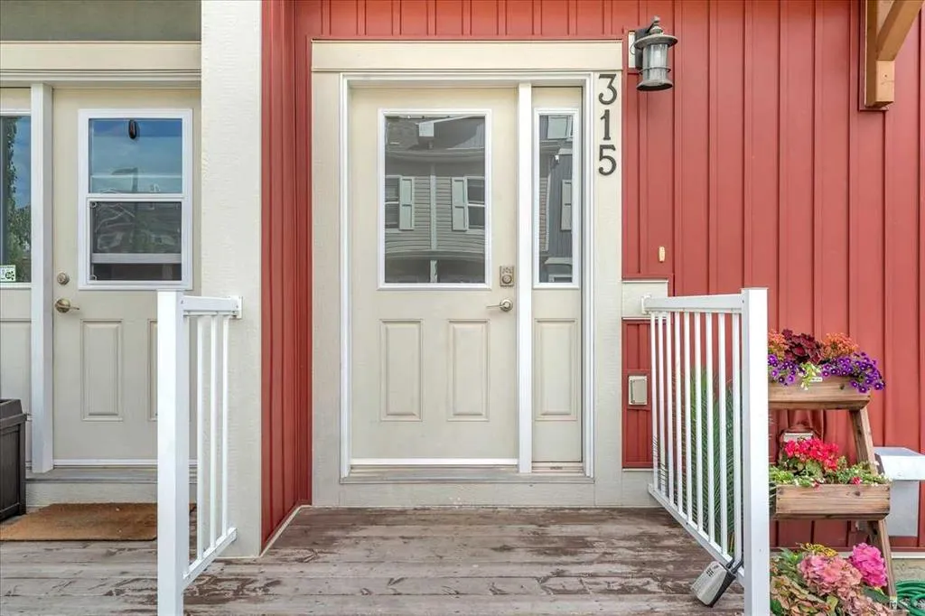 10 Auburn Bay Avenue SE, #315