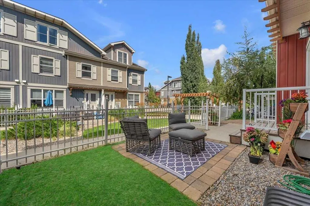 10 Auburn Bay Avenue SE, #315