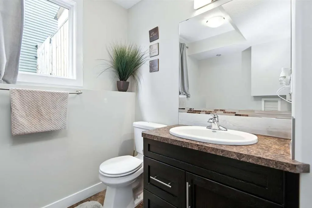 50 Cedar Square