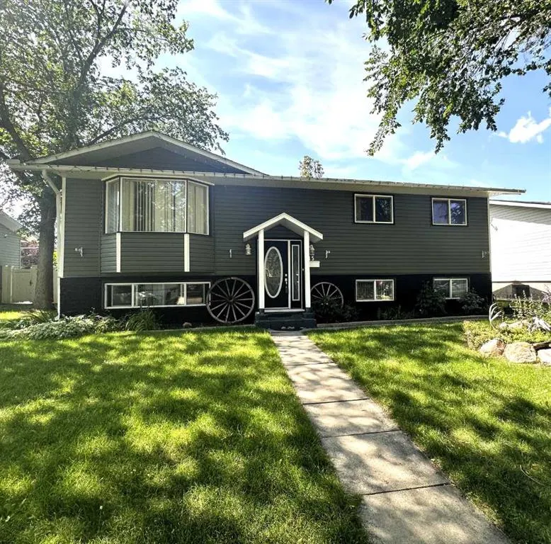 15 Westbrook Crescent W