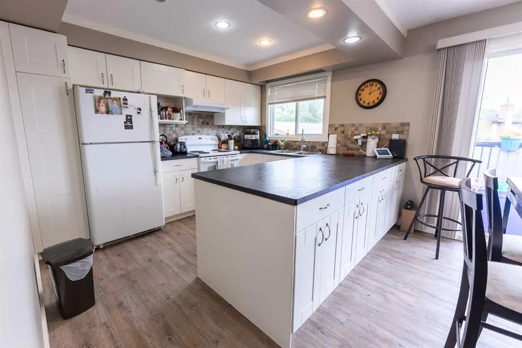 22 Nyman Crescent